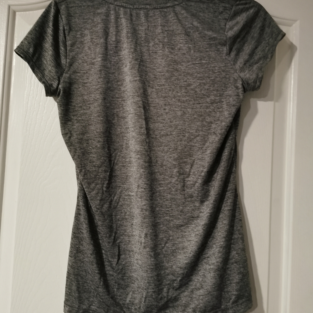 Workout tshirt - Picture 2 of 2